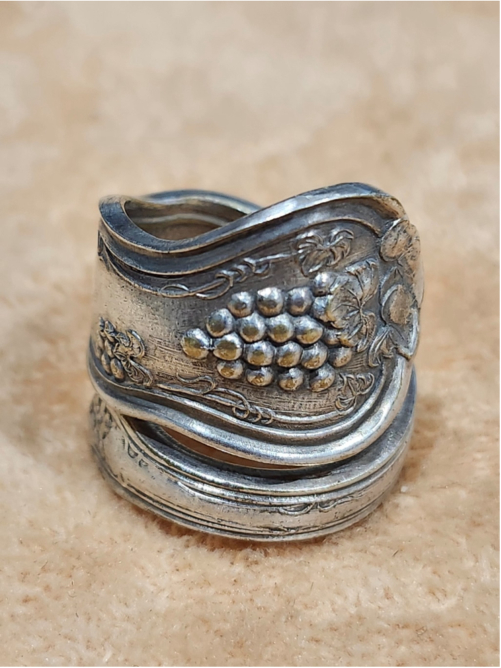 Vintage Grapevine Spoon Wrap Ring Silver Plated Size 6½ Ring